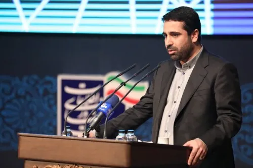 نباید در فضای مجازی تابع قوانین دیگر کشورها باشیم