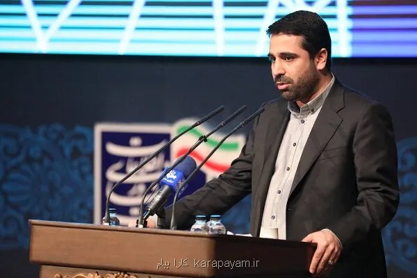 نباید در فضای مجازی تابع قوانین دیگر کشورها باشیم